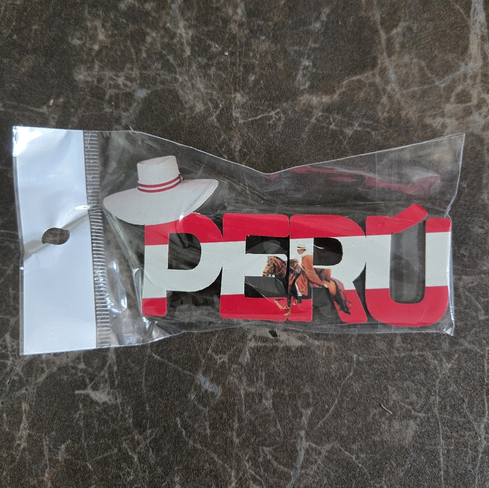 Peru Souvenir Magnet with Hat Design